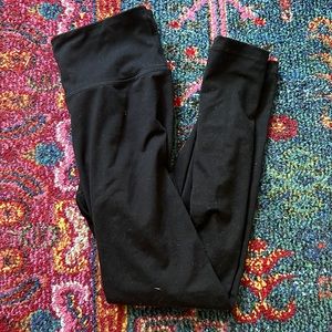 Old Navy Elevate Leggings Go Dry